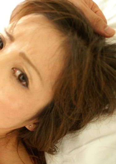 出演番号HIRA-008磁力链接迅雷下载在线观看