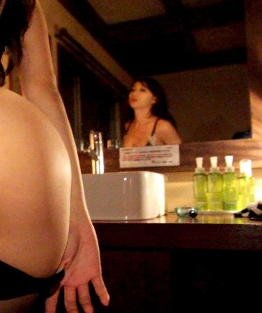 出演番号HAMECH-215磁力链接迅雷下载在线观看