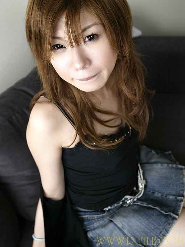 出演番号REALF-095磁力链接迅雷下载在线观看