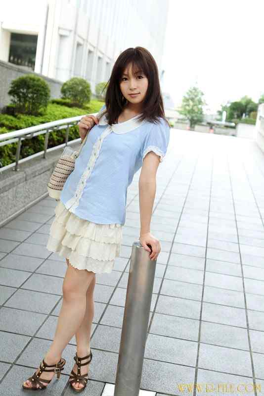 出演番号REALF-211磁力链接迅雷下载在线观看