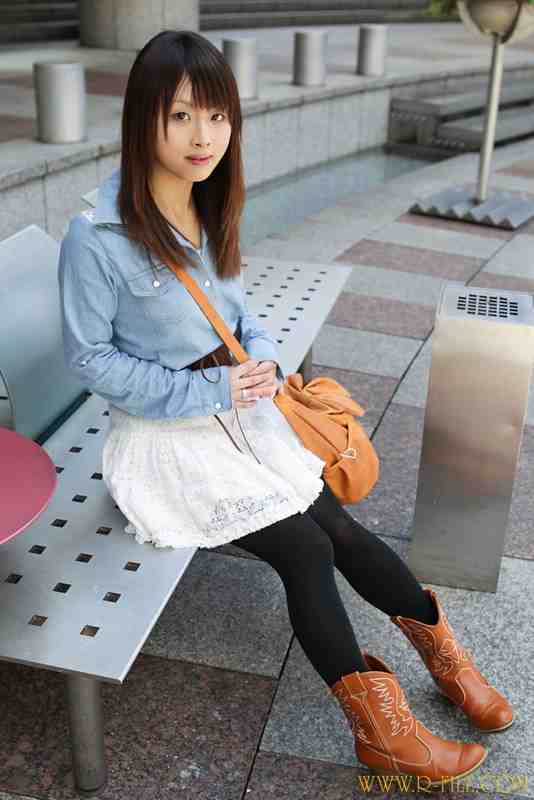 出演番号REALF-171磁力链接迅雷下载在线观看