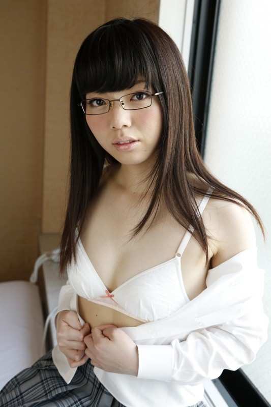 出演番号NATURAL-206磁力链接迅雷下载在线观看