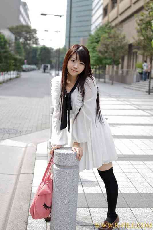 出演番号REALF-261磁力链接迅雷下载在线观看