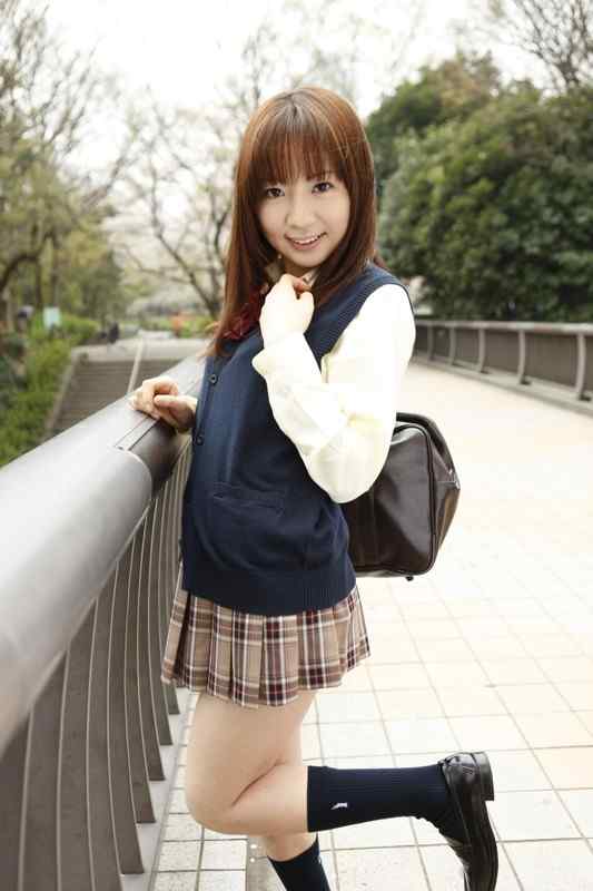 出演番号NATURAL-076磁力链接迅雷下载在线观看