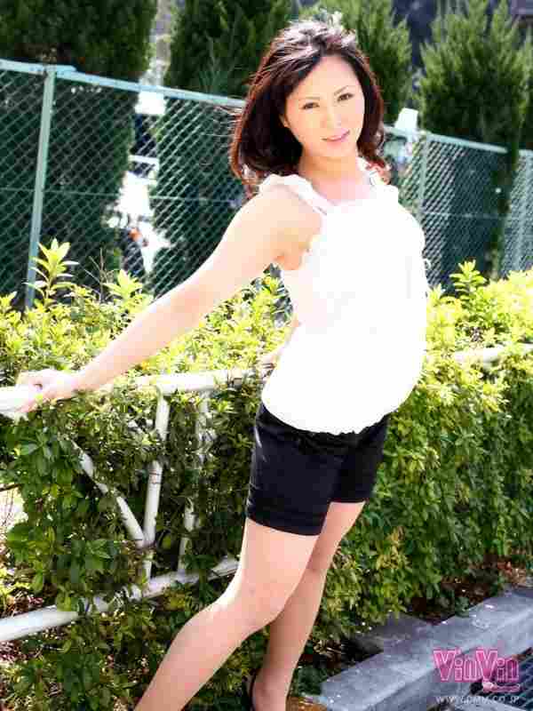 出演番号VINVIN-129磁力链接迅雷下载在线观看