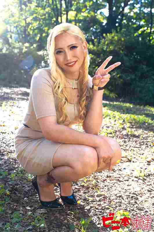 出演番号BINI-320磁力链接迅雷下载在线观看