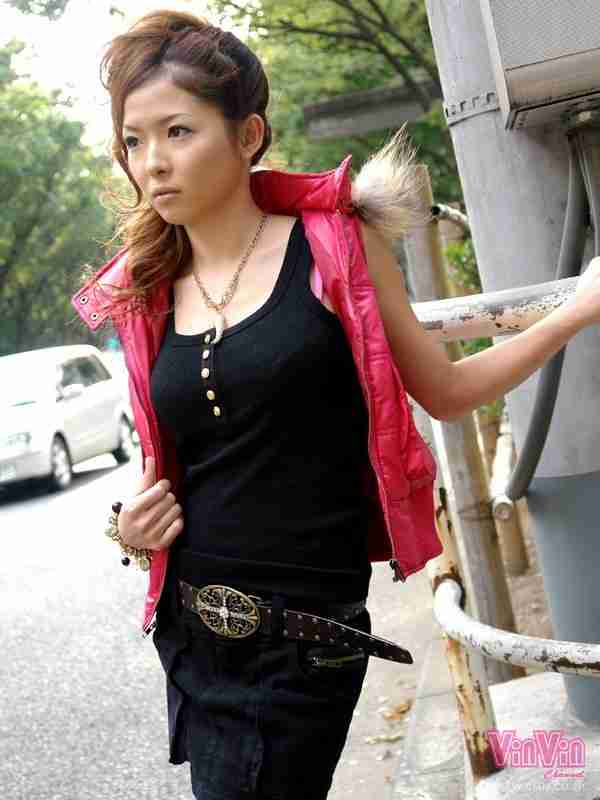 出演番号VINVIN-104磁力链接迅雷下载在线观看