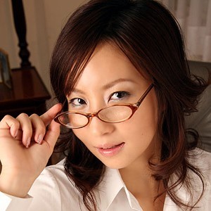 出演番号LOVEH-007磁力链接迅雷下载在线观看