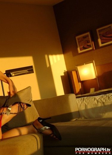 出演番号PORNO-017磁力链接迅雷下载在线观看