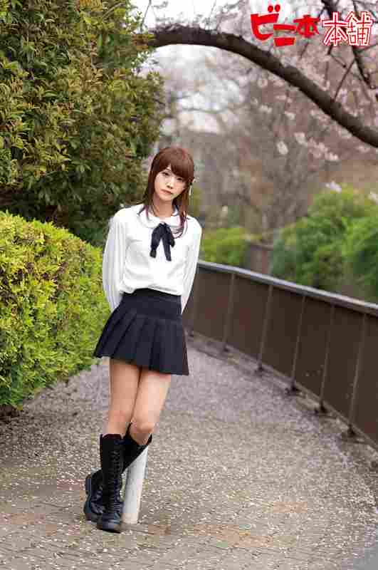 出演番号BINI-412磁力链接迅雷下载在线观看