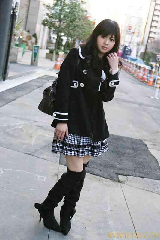 出演番号REALF-166磁力链接迅雷下载在线观看