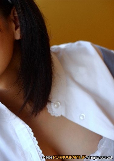 出演番号PORNO-323磁力链接迅雷下载在线观看