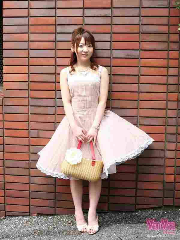 出演番号VINVIN-082磁力链接迅雷下载在线观看