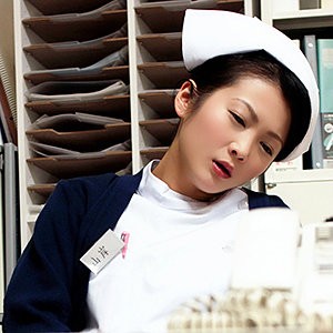 出演番号PWIFE-876磁力链接迅雷下载在线观看