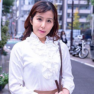 出演番号HTUT-325磁力链接迅雷下载在线观看